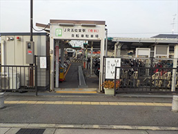 JR五位堂駅自転車駐車場